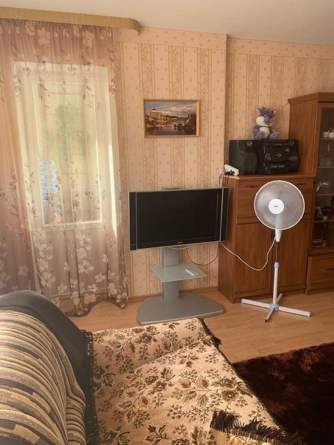Ореховая Горка Апартаменты С Балконом И Лифтом Νάρβα Εξωτερικό φωτογραφία