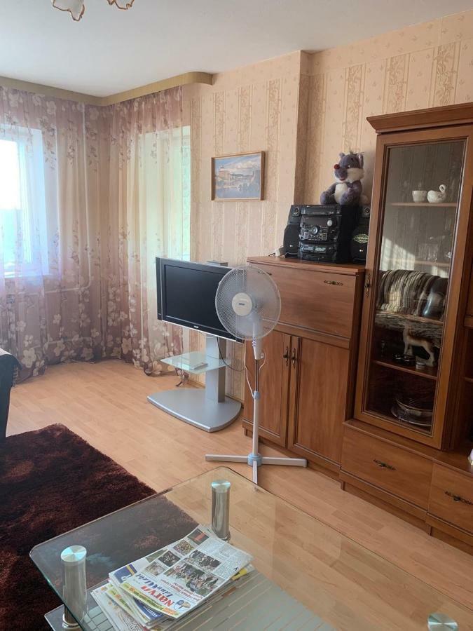 Ореховая Горка Апартаменты С Балконом И Лифтом Νάρβα Εξωτερικό φωτογραφία