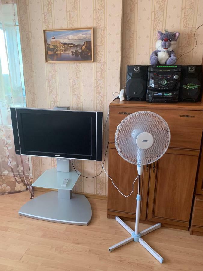 Ореховая Горка Апартаменты С Балконом И Лифтом Νάρβα Εξωτερικό φωτογραφία